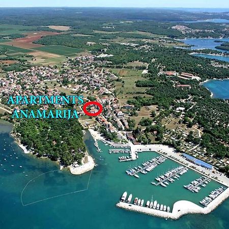 Anamarija Apartments Near The Beach And The Fantastic Adria Sea With Over 10 Small Islands Close By Funtana Dış mekan fotoğraf