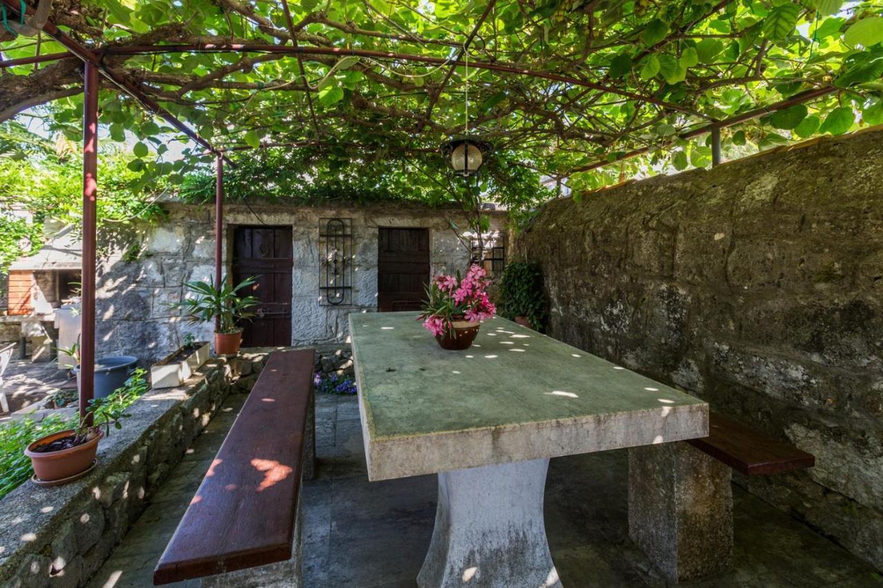 Anamarija Apartments Near The Beach And The Fantastic Adria Sea With Over 10 Small Islands Close By Funtana Dış mekan fotoğraf