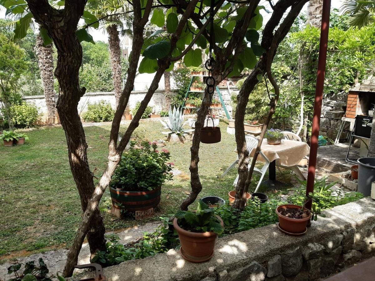 Anamarija Apartments Near The Beach And The Fantastic Adria Sea With Over 10 Small Islands Close By Funtana Dış mekan fotoğraf